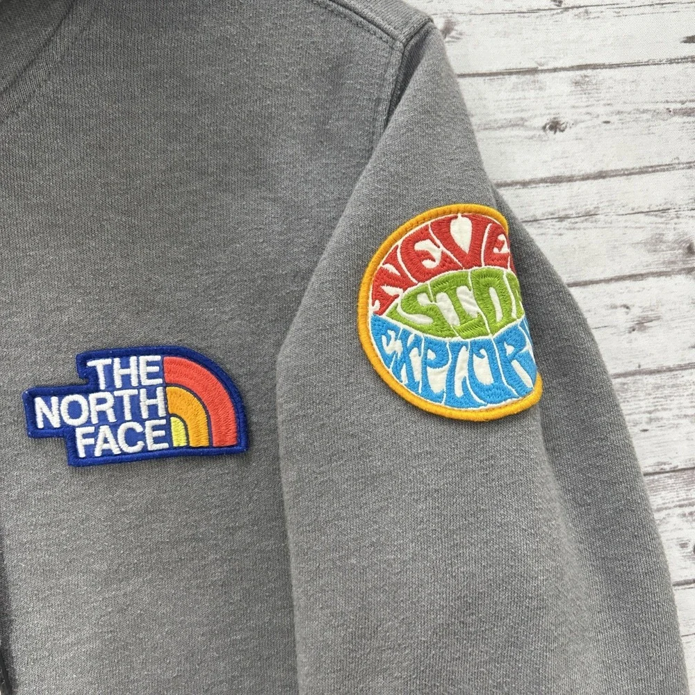 The North Face California Hoodie Men's Small Never Stop Exploring Novelty Patch
